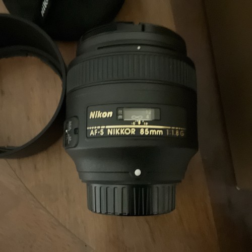 Nikon nikkor 85mm - nikon,